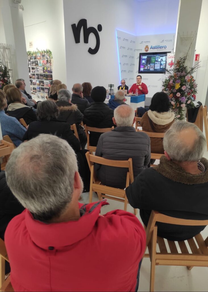 Miguel Dongil charla en Astillero sobre las peregrinaciones históricas